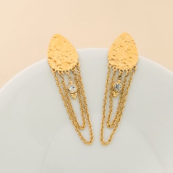 Boucles d’oreilles Sherazade en acier inoxydable avec chaîne et zircon – Merveilles en Soi