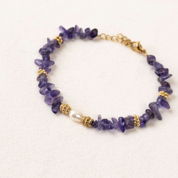Bracelet Saba en pierres naturelles d’améthyste – violet – Merveilles en Soi