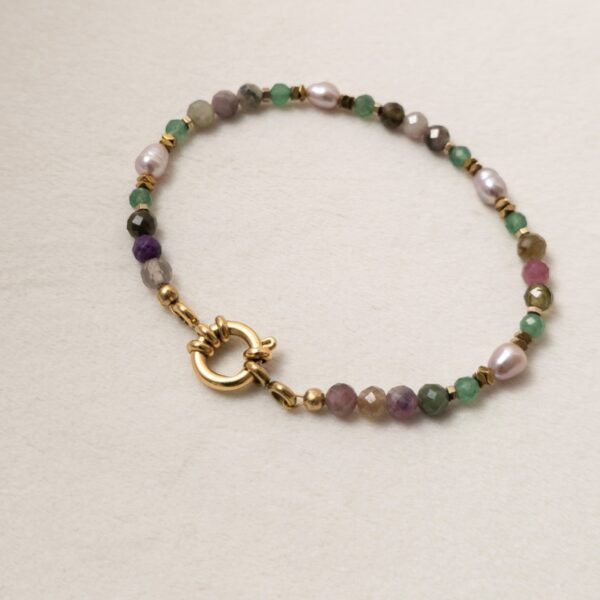 Bracelet Warda en pierres naturelles et perles d’eau douce – Merveilles en Soi