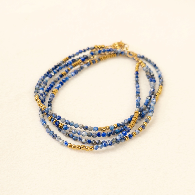Bijou modulable Heddy en lapis‑lazuli bleu – porté en bracelet multirangs – Merveilles en Soi