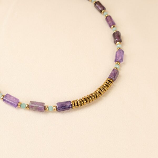 Collier Mathilda en pierres naturelles d’améthyste – Merveilles en Soi