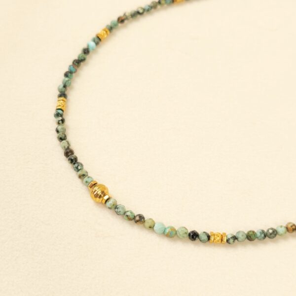 Collier Effie en turquoise africaine – Merveilles en Soi