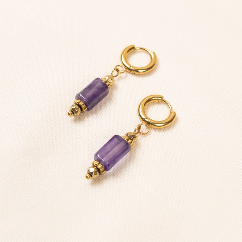 Mini‑créoles Rosa en améthyste – coloris violet – Merveilles en Soi